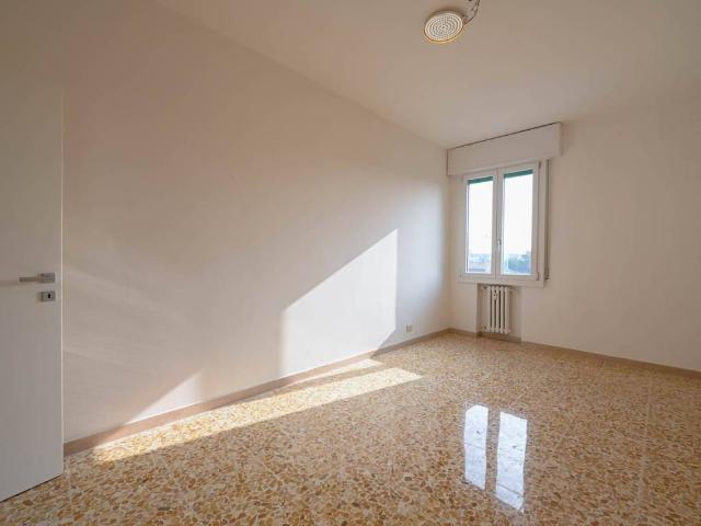 Appartamento in vendita a Modena MO