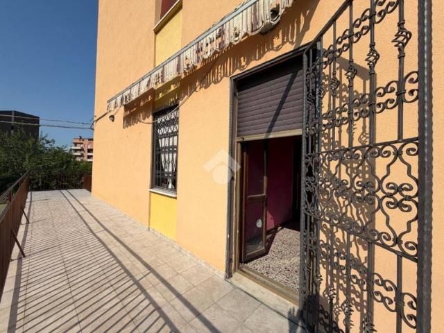 Appartamento in vendita a Modena MO