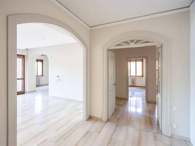 Appartamento in vendita a Modena MO