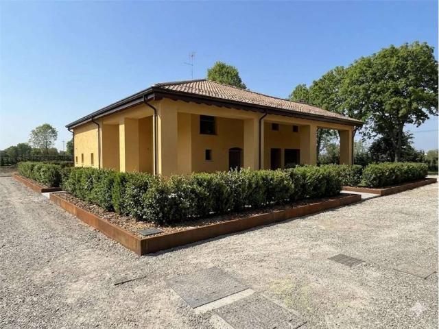 Villa in vendita a Modena MO