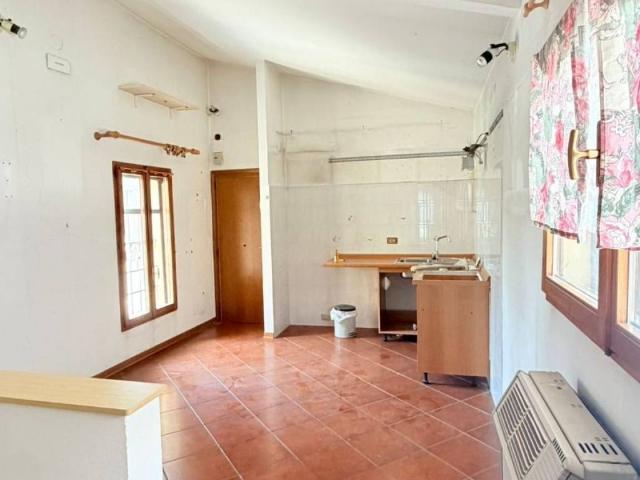 Appartamento in vendita a Modena MO