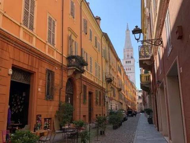 Appartamento in vendita a Modena MO