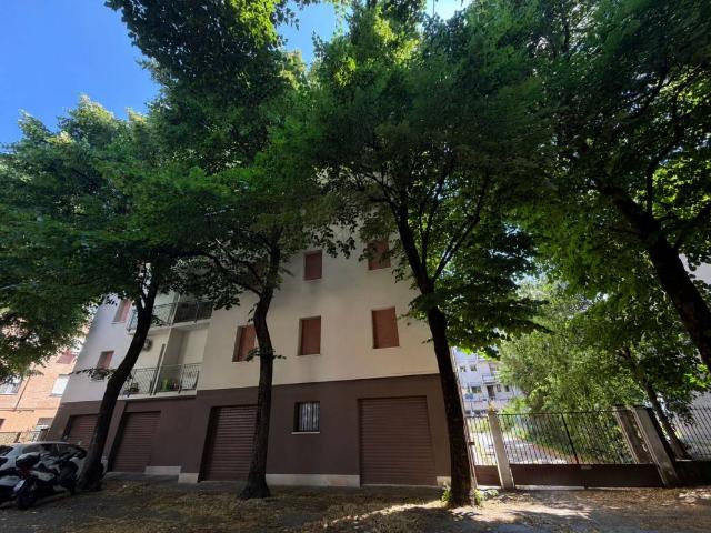 Appartamento in vendita a Modena MO