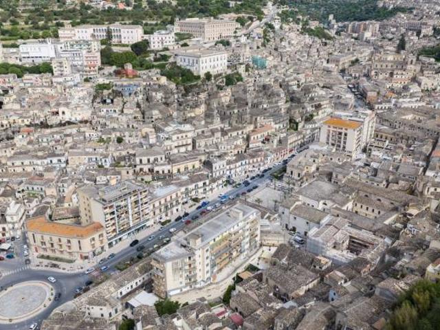 Appartamento in vendita a Modica, Modica Bassa