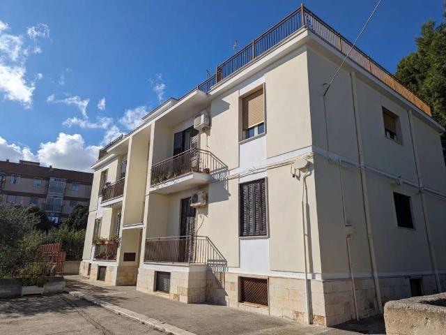 Appartamento in vendita a Mola di Bari BA