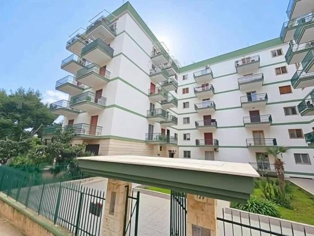 Appartamento in vendita a Mola di Bari BA
