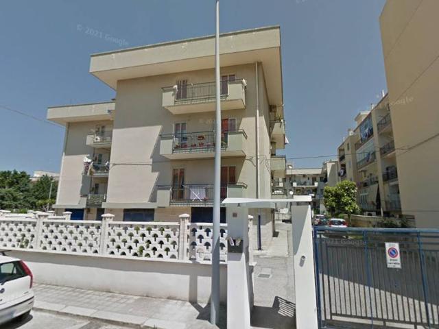 Appartamento in vendita a Mola di Bari BA