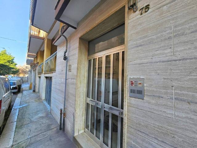 Appartamento in vendita a Mola di Bari BA