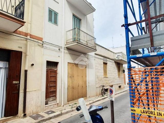 Appartamento in vendita a Mola di Bari BA