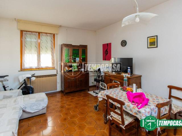 Appartamento in vendita a Momo