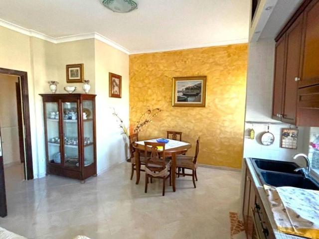 Appartamento in vendita a Mondragone CE