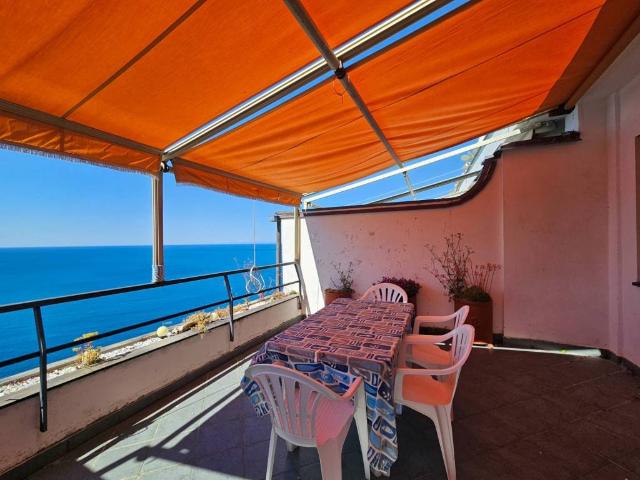 Appartamento in vendita a Moneglia GE