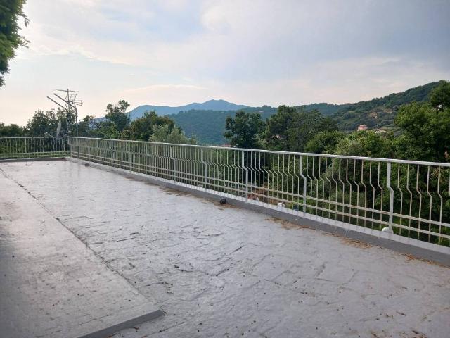 Appartamento in vendita a Moneglia GE