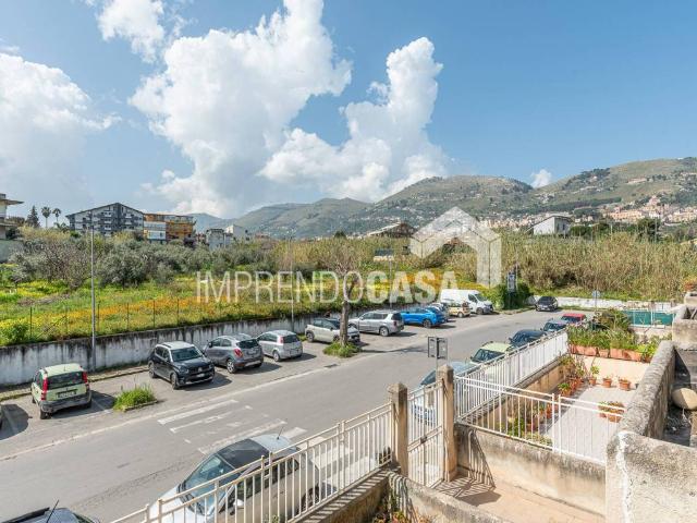 Appartamento in vendita a Monreale PA