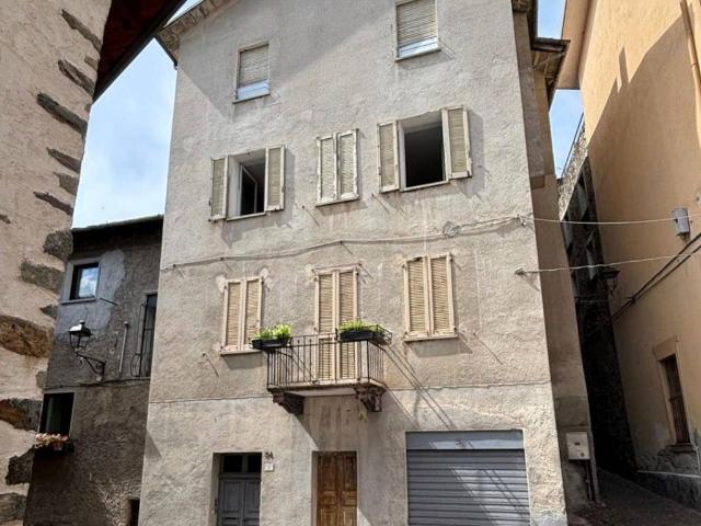 Appartamento in vendita a Montagna in Valtellina SO