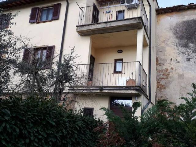 Appartamento in vendita a Montaione FI