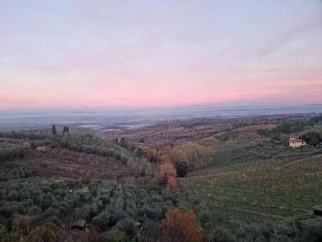 Appartamento in vendita a Montaione FI