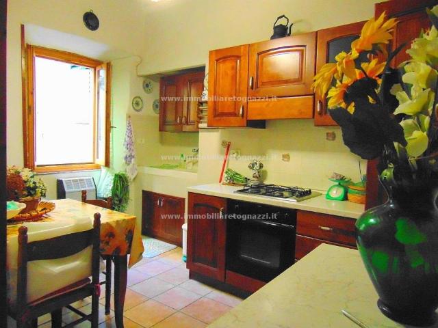 Appartamento in vendita a Montaione FI