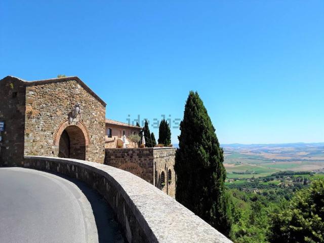 Appartamento in vendita a Montalcino SI