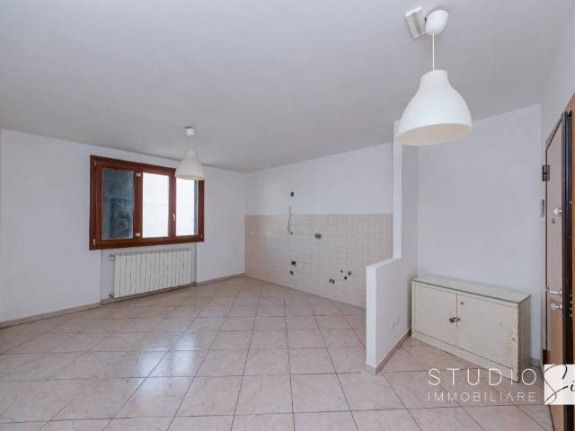 Appartamento in vendita a Montale via Giuseppe Giusti