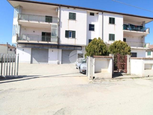 Appartamento in vendita a Montalto Uffugo via Stazione, 9