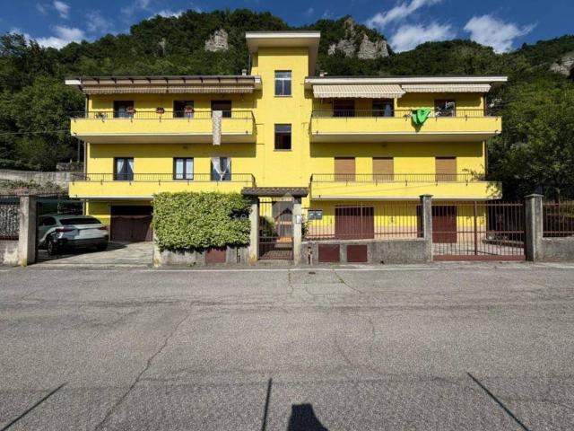 Appartamento in vendita a Monte Marenzo LC