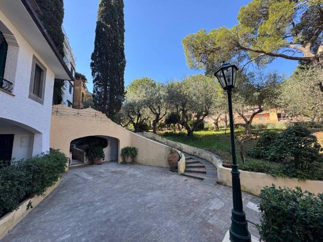 Appartamento in vendita a Monte Argentario GR