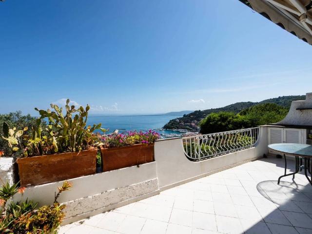 Appartamento in vendita a Monte Argentario GR