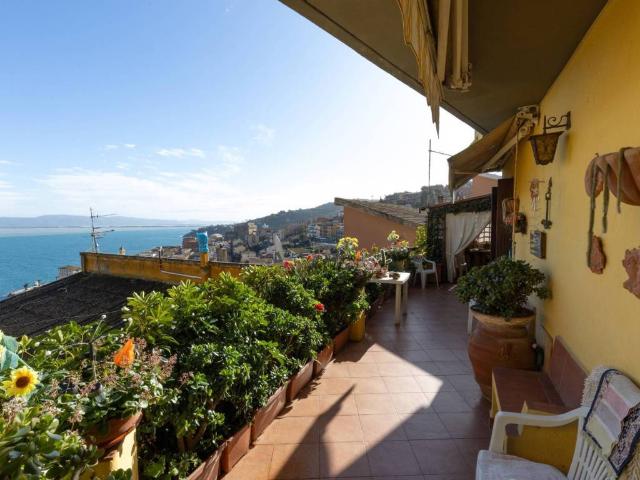 Appartamento in vendita a Monte Argentario GR
