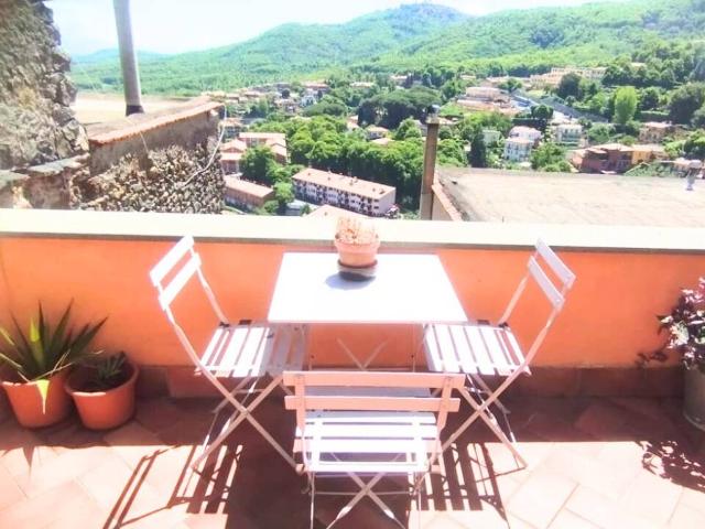 Appartamento in vendita a Monte Compatri RM