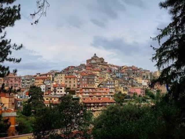 Appartamento in vendita a Monte Compatri RM