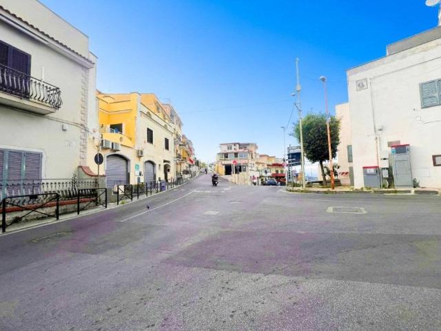Appartamento in vendita a Monte di Procida