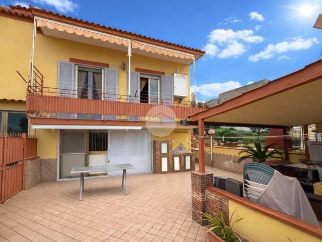 Appartamento in vendita a Monte di Procida NA
