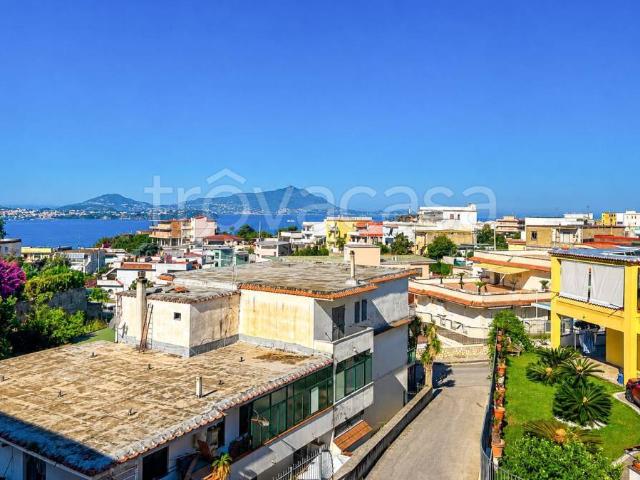 Appartamento in vendita a Monte di Procida via Roma, 51