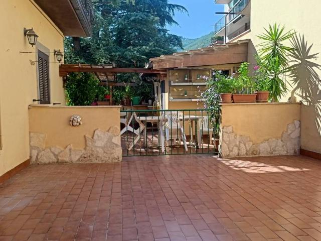 Appartamento in vendita a Monte Porzio Catone RM
