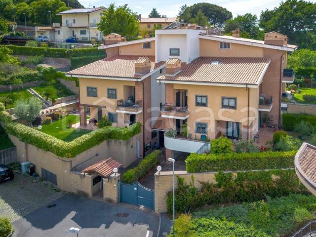 Appartamento in vendita a Monte Porzio Catone via Enrico Fermi, 26