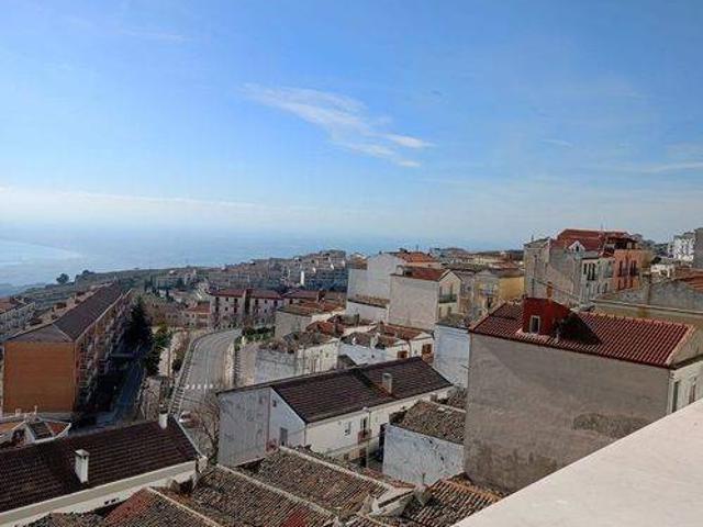 Appartamento in vendita a Monte Sant'Angelo FG