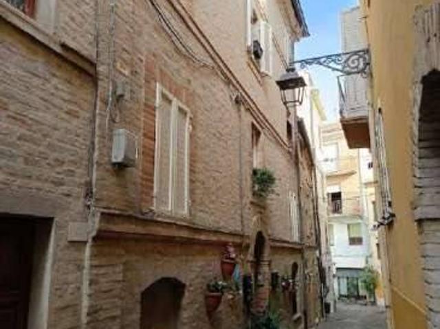 Appartamento in vendita a Monte Urano FM