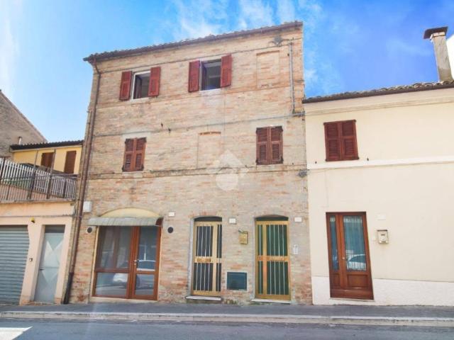 Appartamento in vendita a Monte Urano FM