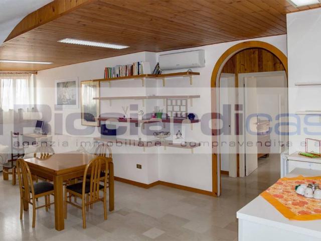 Appartamento in vendita a Monte Urano FM