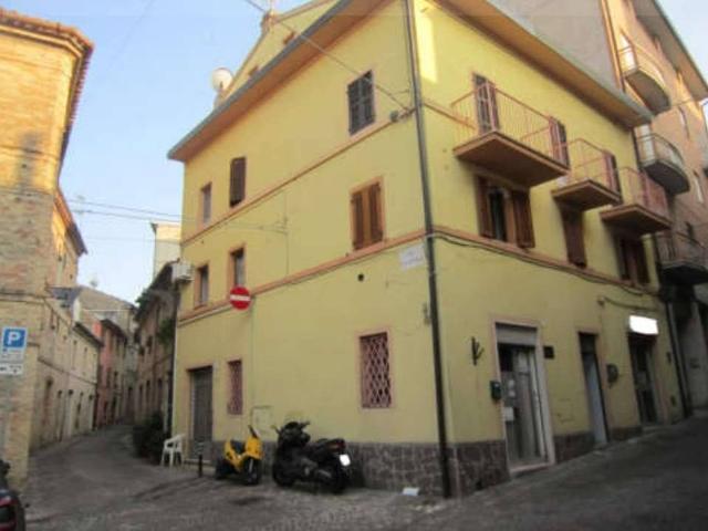 Appartamento in vendita a Monte Urano FM