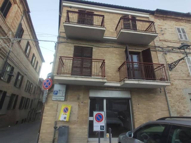 Appartamento in vendita a Monte Urano FM
