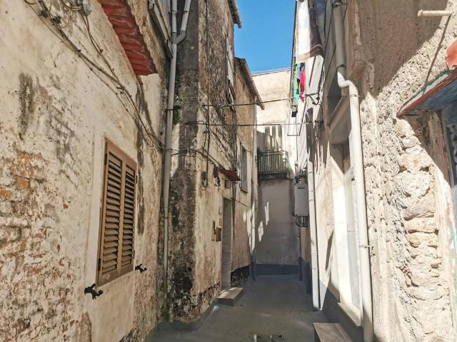 Appartamento in vendita a Montecorvino Rovella SA
