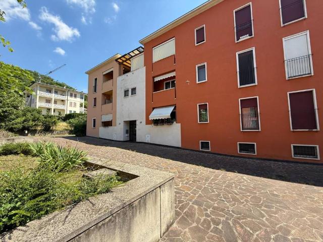 Appartamento in vendita a Montecchio Maggiore VI