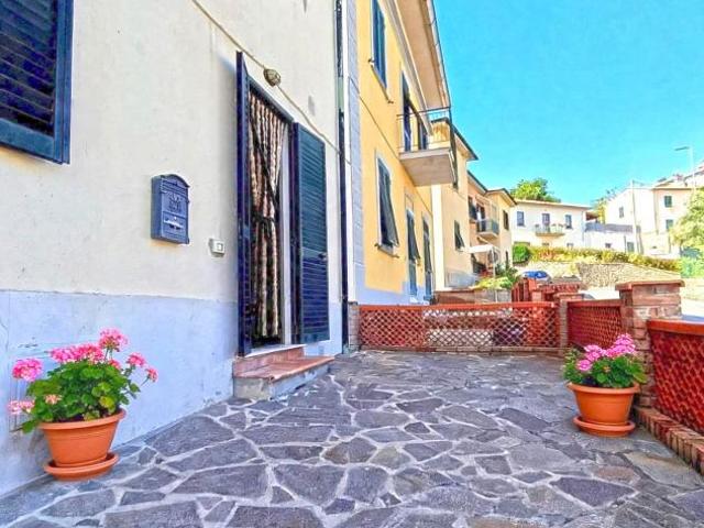 Appartamento in vendita a Montecerboli Pomarance 70 mq Rif: 1414548