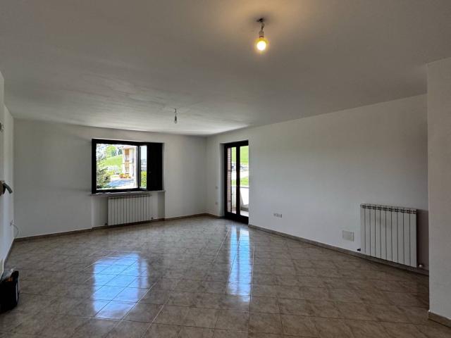 Appartamento in vendita a Montegiorgio, Piane di Montegiorgio
