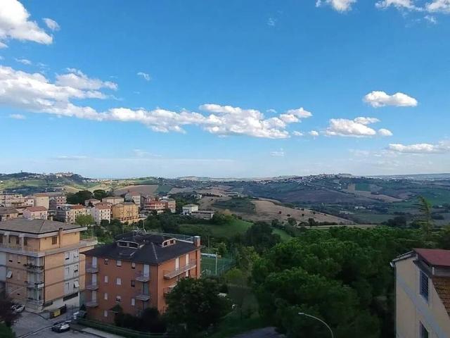 Appartamento in vendita a Montegranaro FM