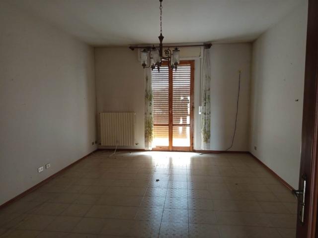 Appartamento in vendita a Montefano via Ginestreto 27
