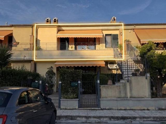 Appartamento in vendita a Montefiore dell'Aso AP