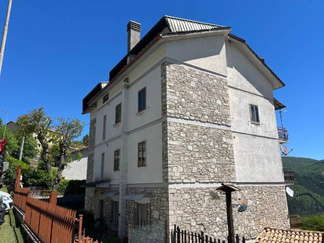 Appartamento in vendita a Monteleone di Spoleto PG